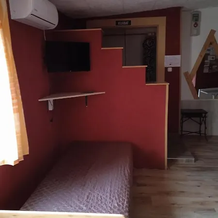 Málnás 3* Dunavarsány
